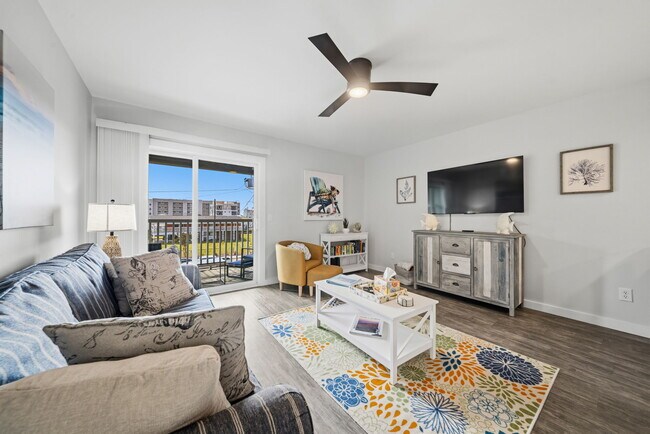 Foto del edificio - 200 Lake Park Blvd S