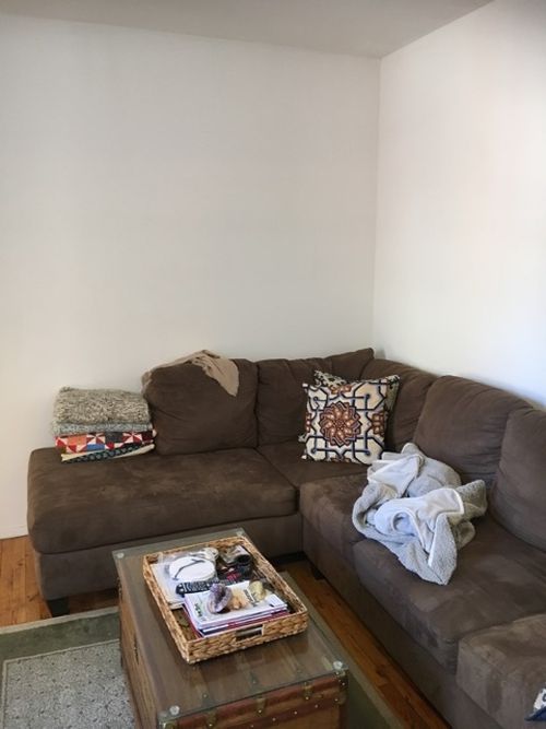 Building Photo - 205 E 7th St