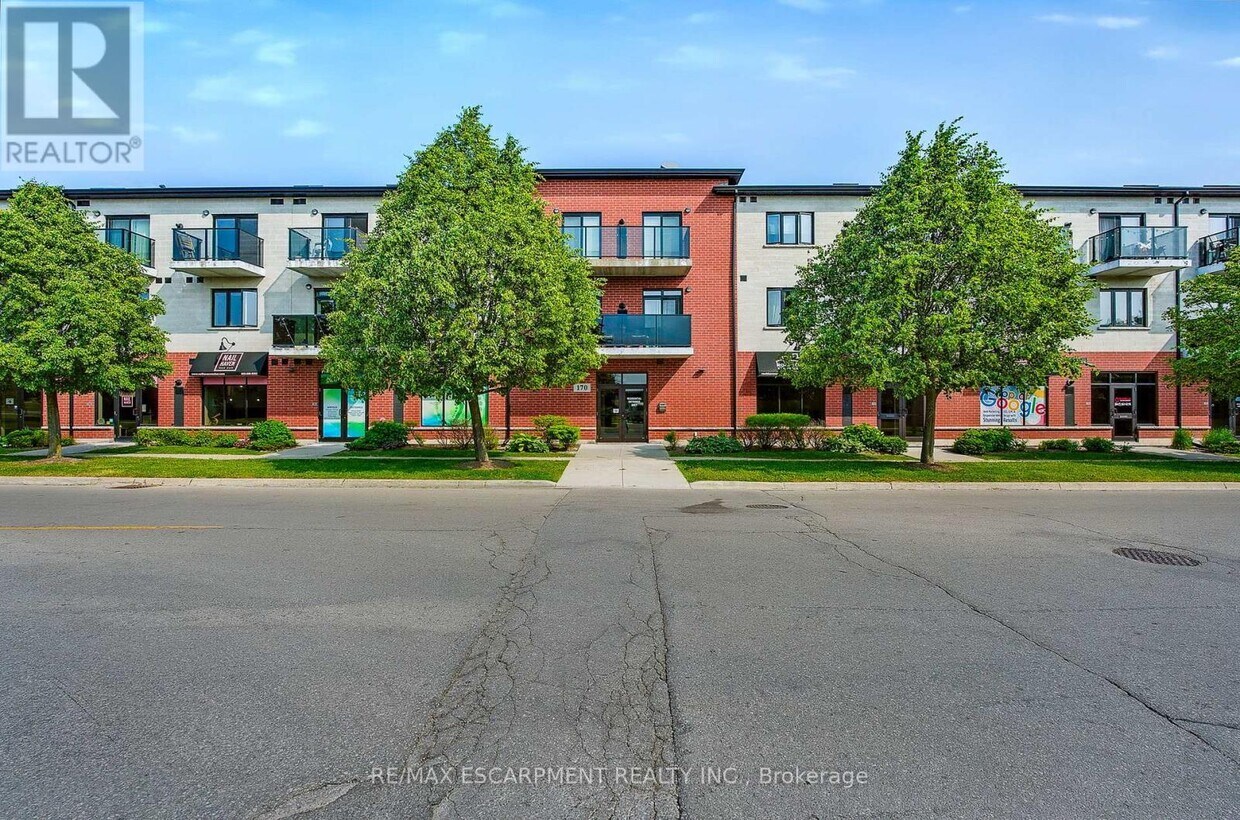 Photo principale - 170-170 Rockhaven Ln