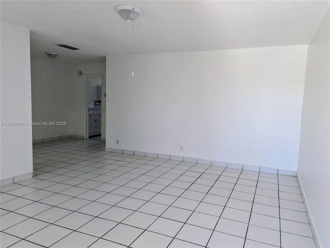 Foto principal - 1830 Sheridan St