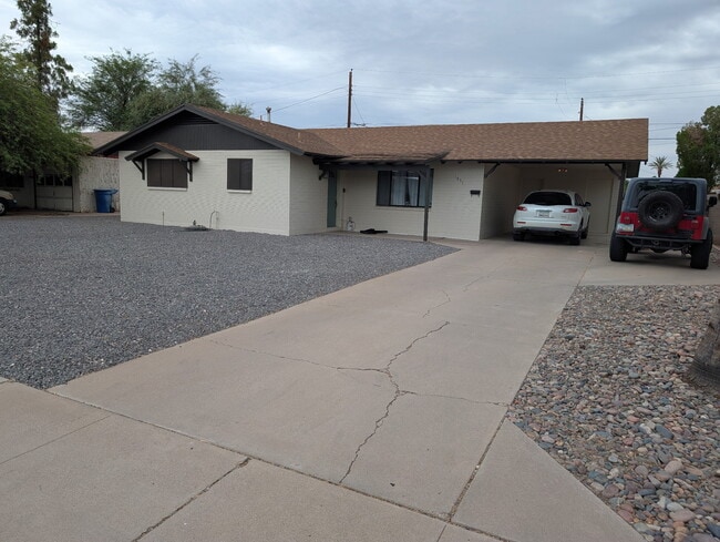 Building Photo - 1857 E Palmcroft Dr