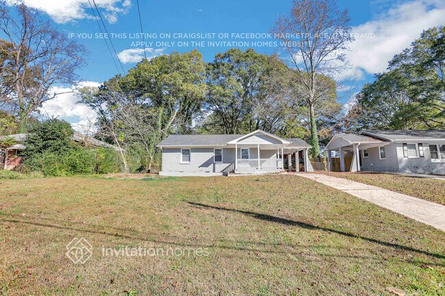 Building Photo - 2032 Rebecca Ln