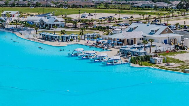 Foto del edificio - 32096 Pond Apple Bnd