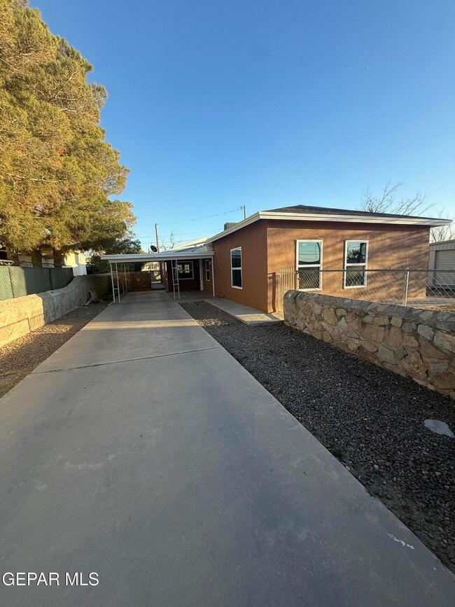 Building Photo - 218 Easter Way