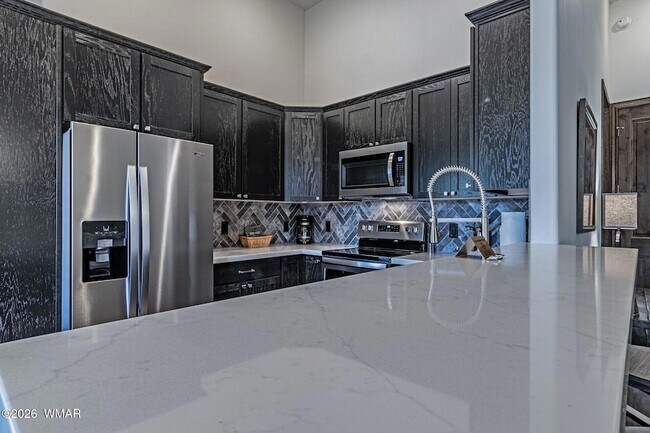 Building Photo - 3350 W Sugar Pine Way