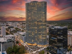 Building Photo - 400 Central Ave