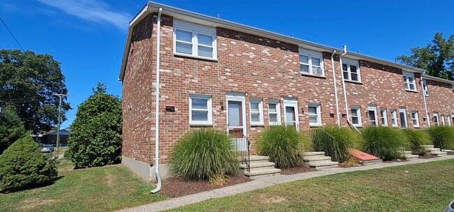 Building Photo - 43 Hiltbrand Rd