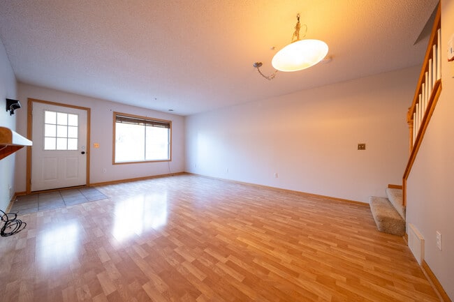 Building Photo - 10804 Lexington Dr