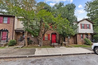 Building Photo - 648 Valley Crest Dr