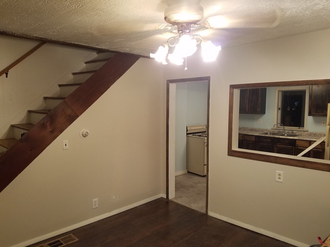 Dining Room - 5-7 Parker St