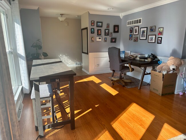 Foto del edificio - 104 Graymoor Ln