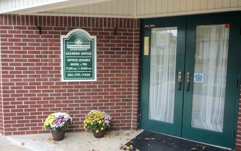 Building Photo - 1000 Security Rd
