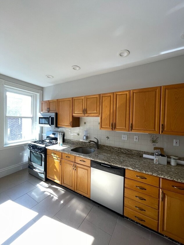 Photo - 181 Harvard Ave