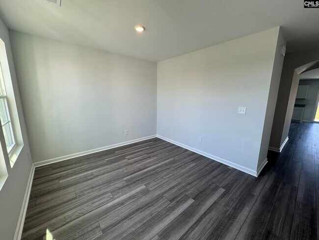 Foto del edificio - 3081 Hallsdale Dr
