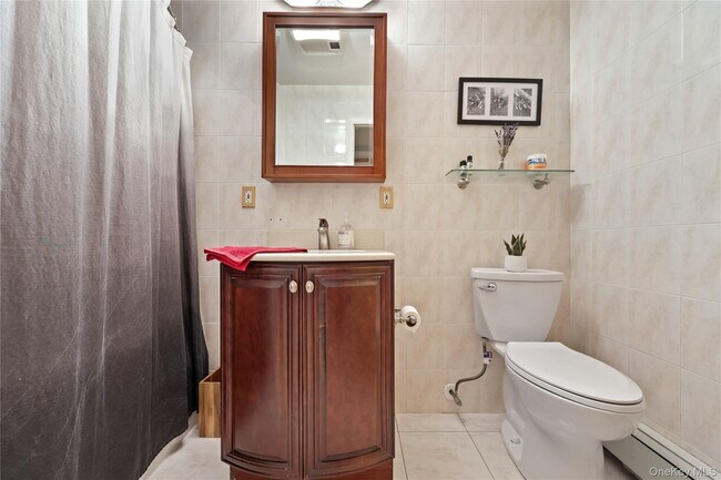 Foto del edificio - 330 S Central Ave