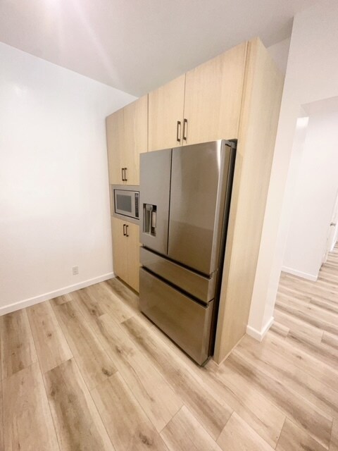 Foto del edificio - 230 S. Hamilton