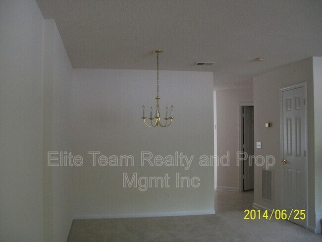 Building Photo - 9134 Charminster Ct
