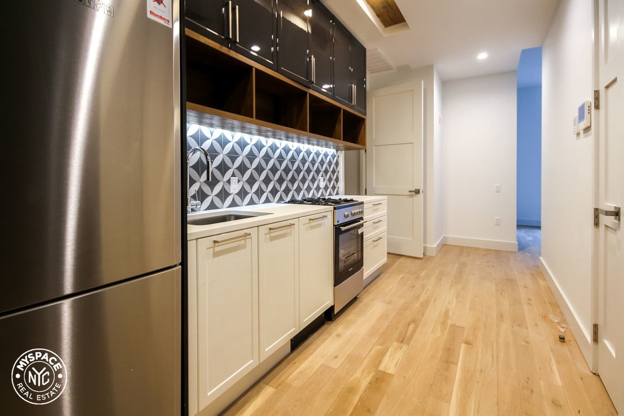 Building Photo - 4121 28th St