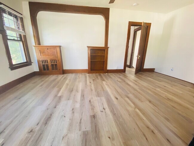 Foto del edificio - 509 E Davenport St