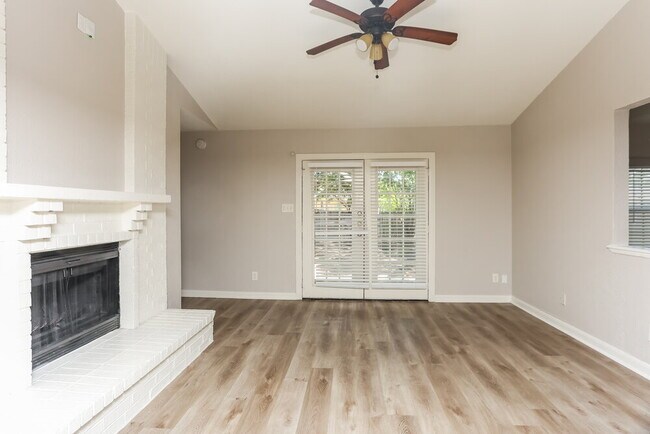 Foto del edificio - 458 Rainier St