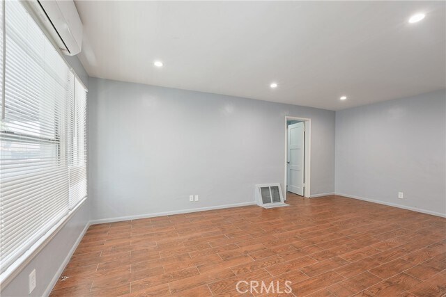 Foto del edificio - 5334 Cleon Ave