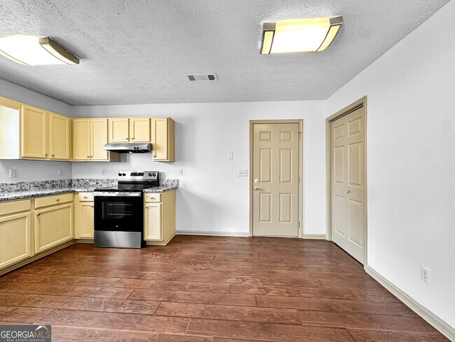 Building Photo - 177 Bay Ct Dr