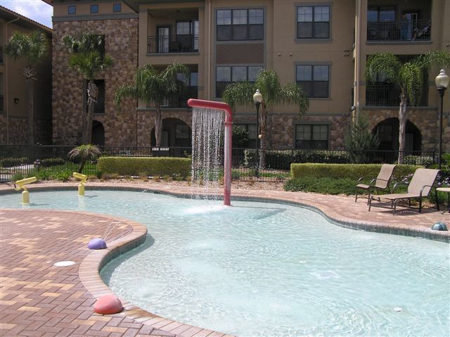 Building Photo - Stunning 3 Bedroom Condo!