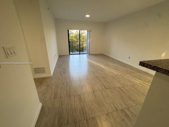 Foto del edificio - 1801 SW 32nd Ave