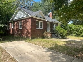 Building Photo - 503 Tyler St