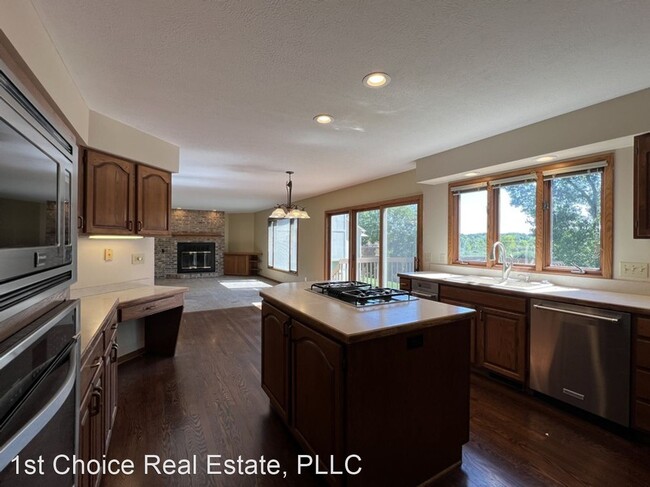 Foto del edificio - 4 br, 3.5 bath House - 4216 Mariner Lane