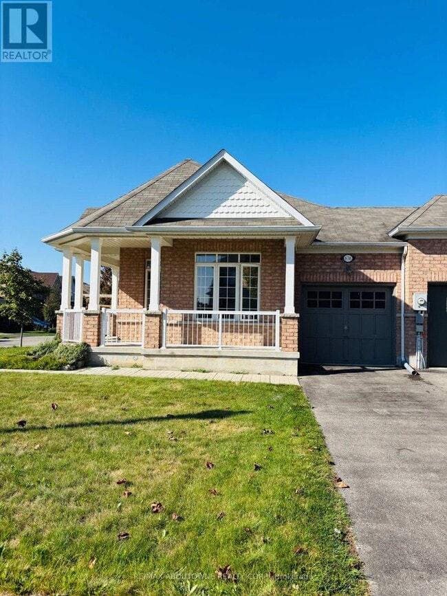 Building Photo - 676 Baldwin Cres