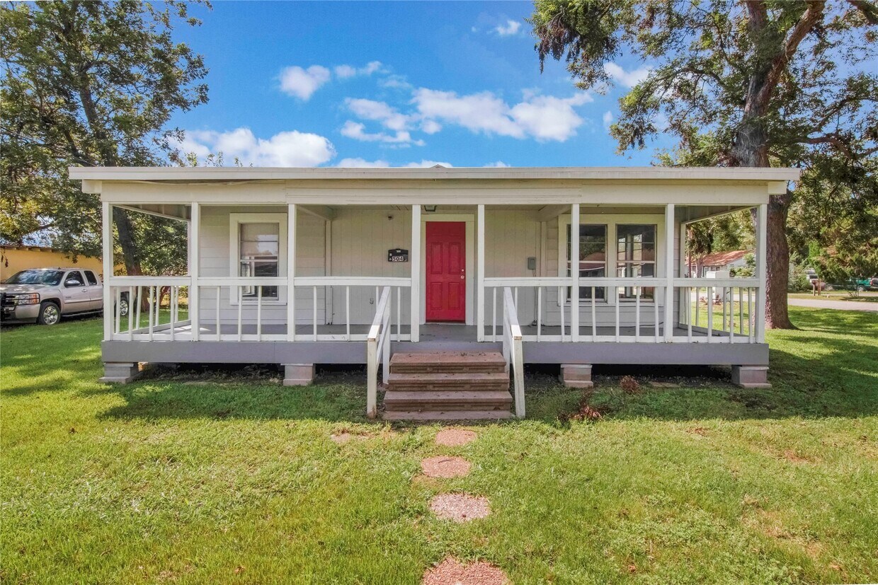 Foto principal - 504 Billington St