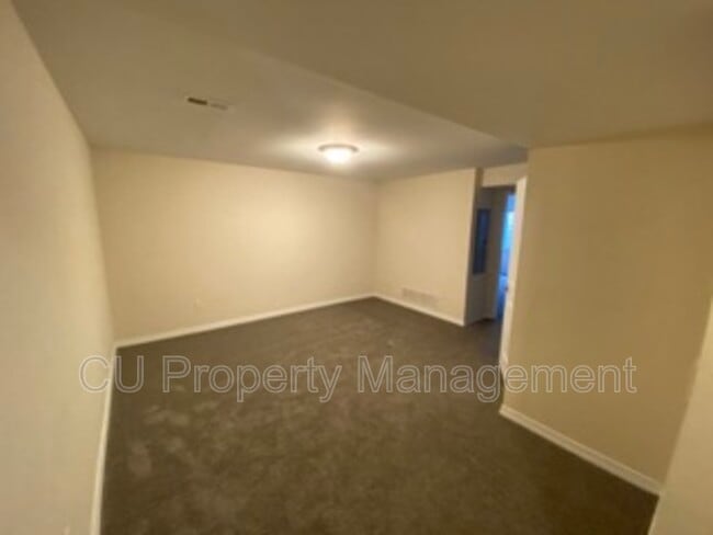 Building Photo - 3328 Stoneway Ct