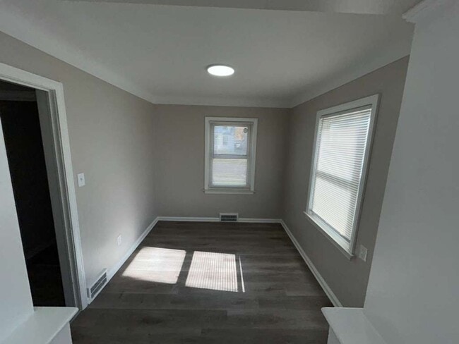 Foto del edificio - Fully Renovated 3 Bedroom Bungalow