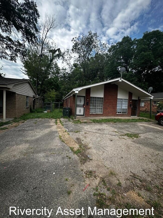 Charming Duplex Near University of Memphis... - Charming Duplex Near University of Memphis... Townhome