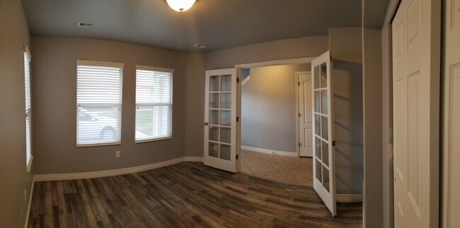 Building Photo - 7334 Shelby View Dr