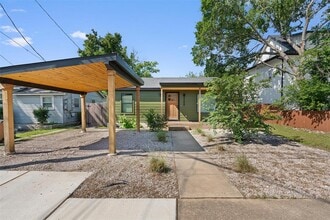 Building Photo - 4609 Leslie Ave