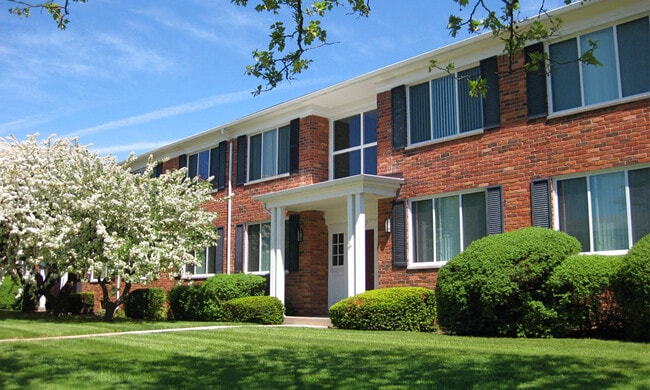Building Photo - Haven at Grosse Pointe