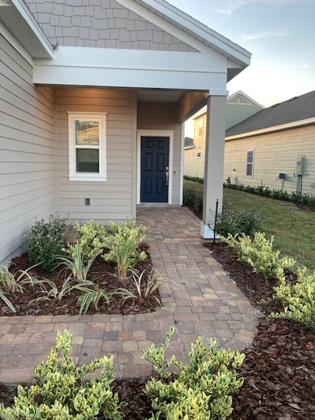 Foto del edificio - Stylish & Low-Maintenance Living in Oakleaf Community
