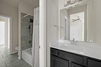 Building Photo - 2403 Dovetail Park Ln