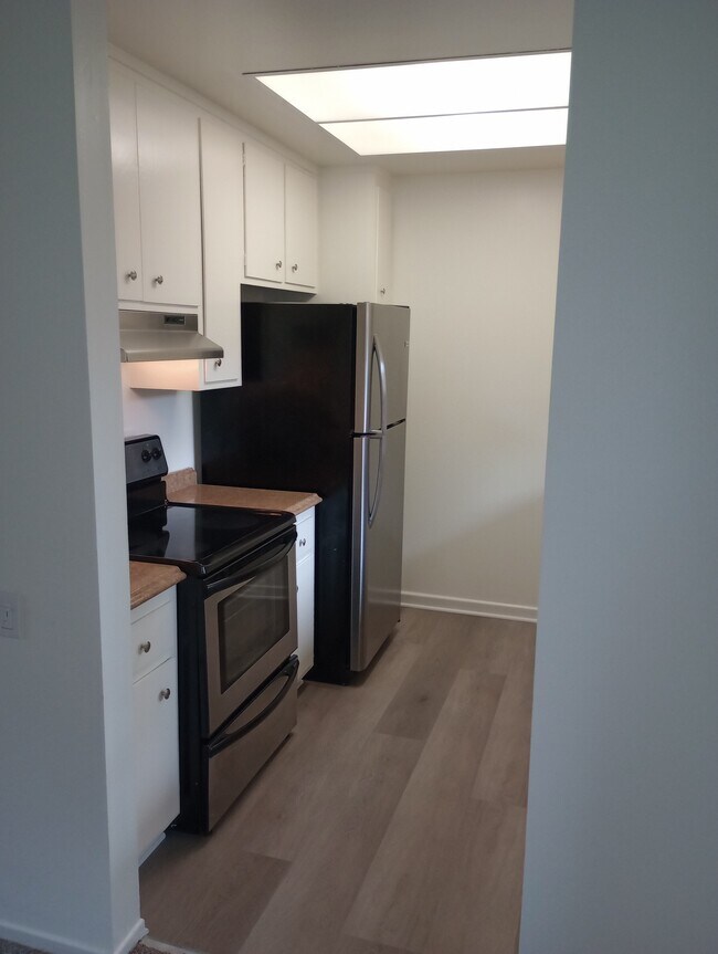 Foto del edificio - 2208 Gates Ave