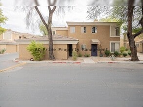 Building Photo - 1411 E Orangewood Ave
