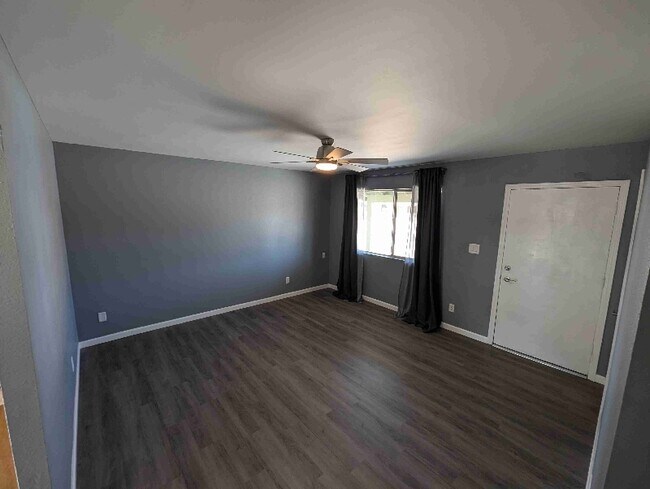 Foto del edificio - 3807 W Wethersfield Rd
