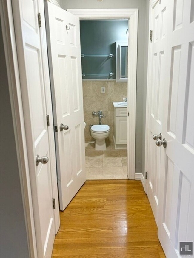 Foto del edificio - 333 East 34th STREET