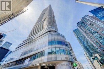 Building Photo - 11-5111 Wellesley St W