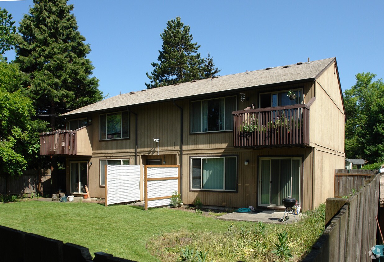 Building Photo - 850 W 12th Ave