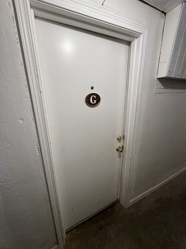 Photo - 1 Bedroom in SW Portland - Johns Landing Apartment