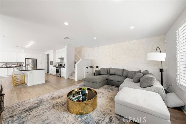 Foto del edificio - 120 Novel