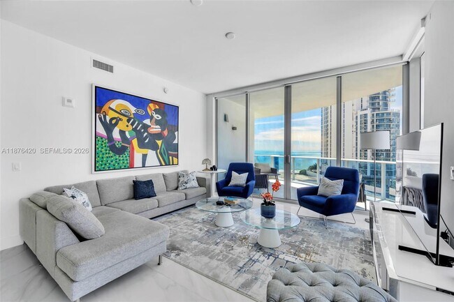 Foto del edificio - 17550 Collins Ave
