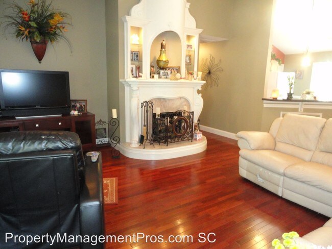 Building Photo - 3 br, 2 bath House - 109 Knightsbridge Rd.